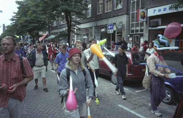 Parade2001 1.jpg